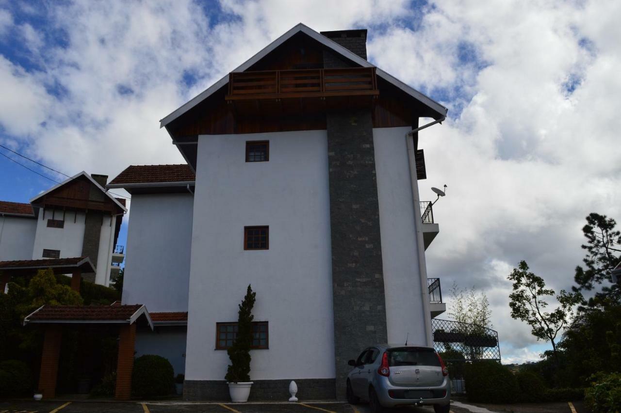 Apto Familia Condominio Real Apartamento